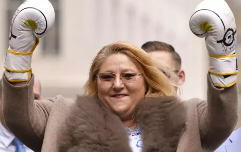 Diana Șoșoacă, urmărită penal pentru 11 infracțiuni — dosar în derulare