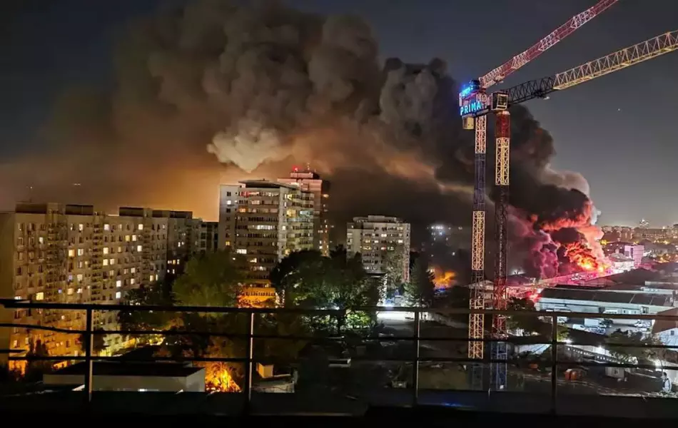 Incendiu major la depozitul Antrefrig din București: aer poluat și fum toxic peste Capitală